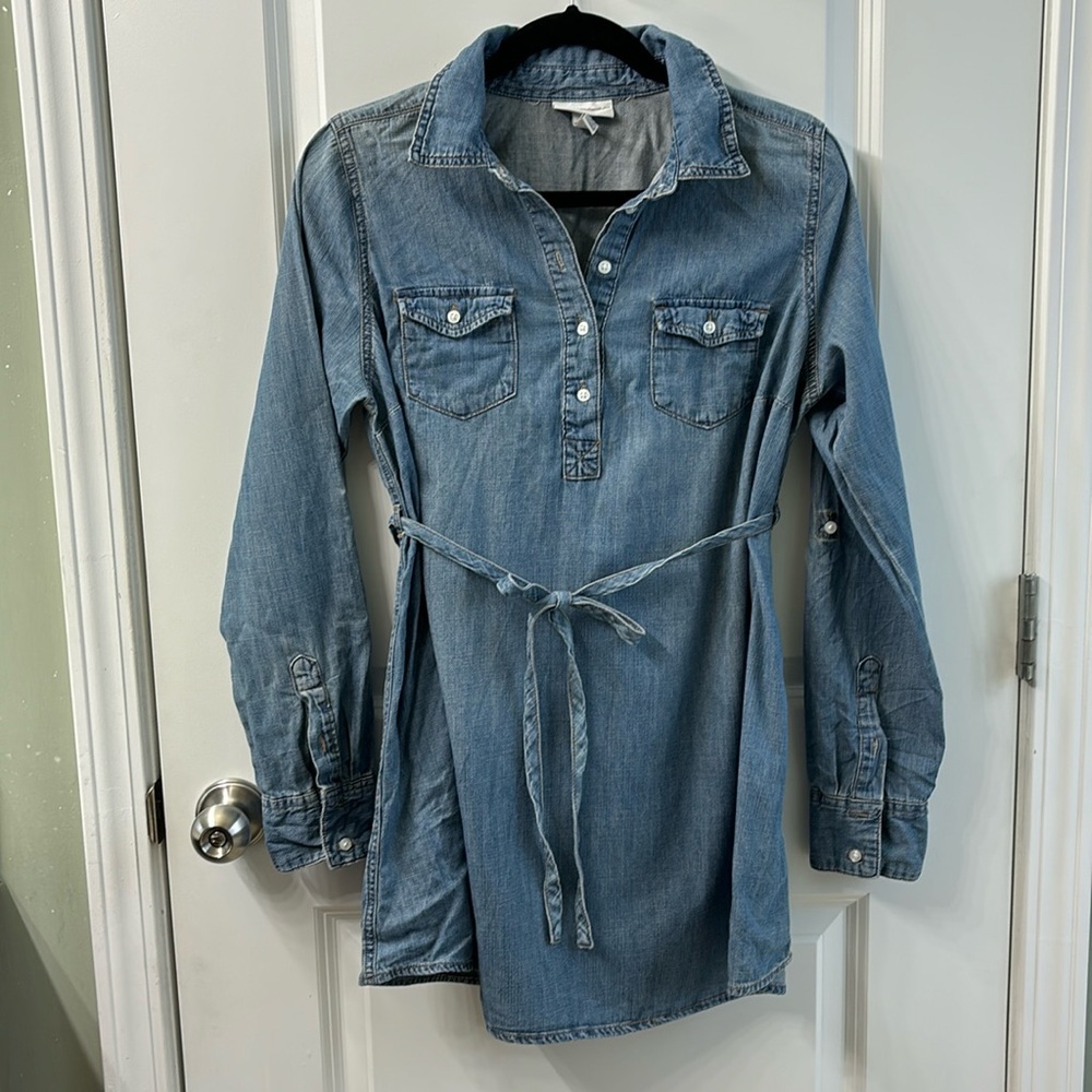 Liz Lange maternity denim tunic